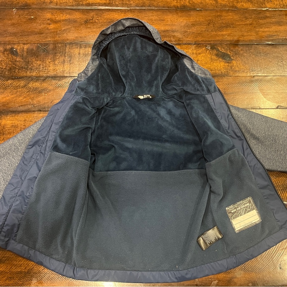 The NorthFace Warm Storm Jacket (Little Kids XS 6) - Picture 5 of 5
